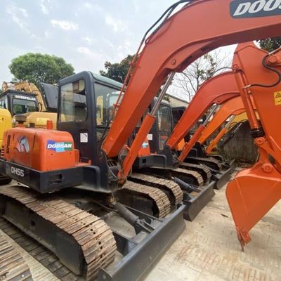 Excavadora mini DOOSAN 55 Excavadora Crawler Equipamento de construção