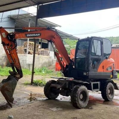 Excavadora Mini Usada de Roda Excavadora DOOSAN DH60 Excavadora de segunda mão 5550 kg