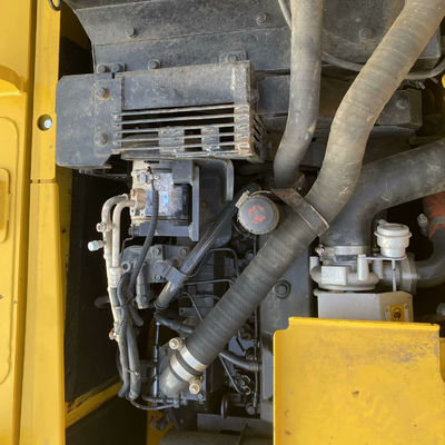 Excavadora mini usada Komatsu Pc130 Equipamento de excavadora de segunda mão para construção