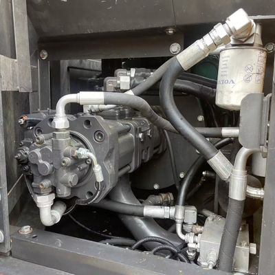 Volvo 150D Equipamento de Construção Antigo